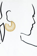 Sun Rae Disk Earrings - DeVanitè Boutique